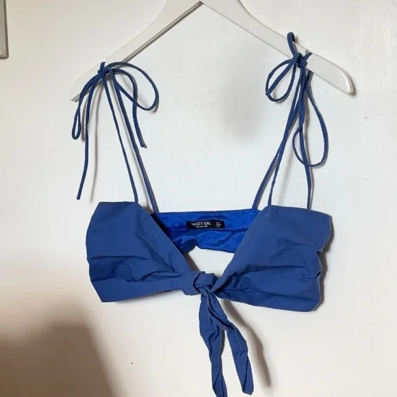 Nasty Gal Blue Tie-Front Bustier Crop Top - Picture 4 of 8